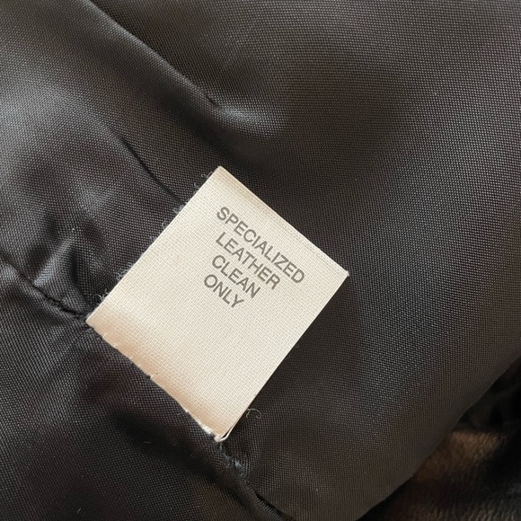 Genuine 100% Leather Calvin Klein Collection Skirt (size 4) - Picture 5 of 6